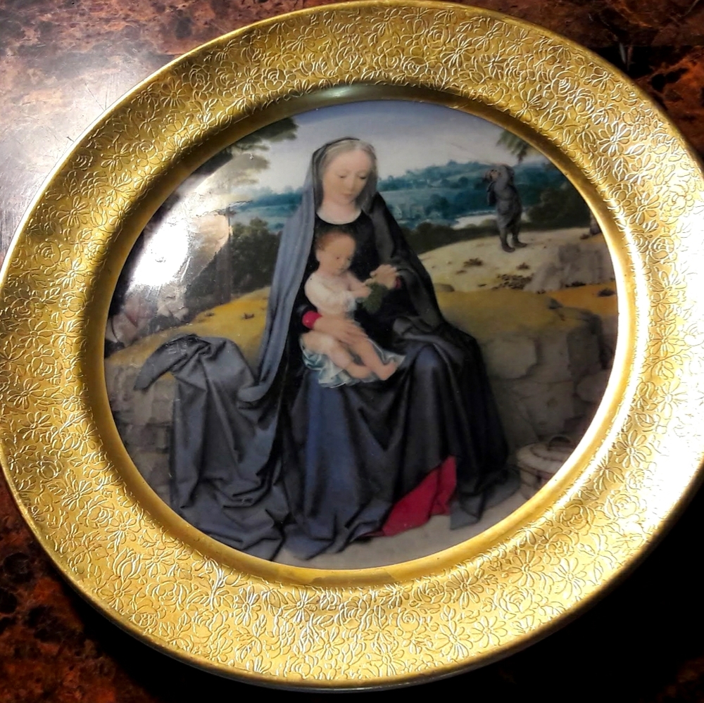 8.25″ diameter
Ltd Edition
Designed by: Gerald Dav
